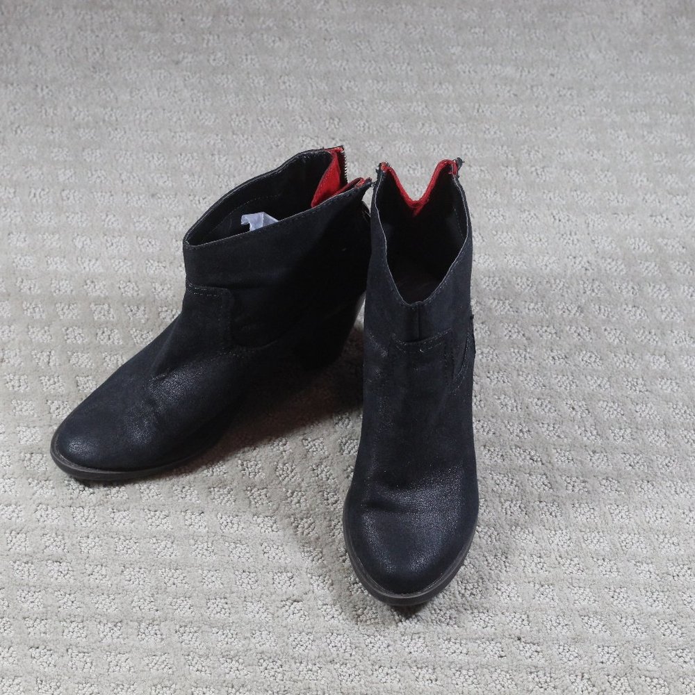 Mossimo Size 8 Black 3.5" Heel Ankle Boots